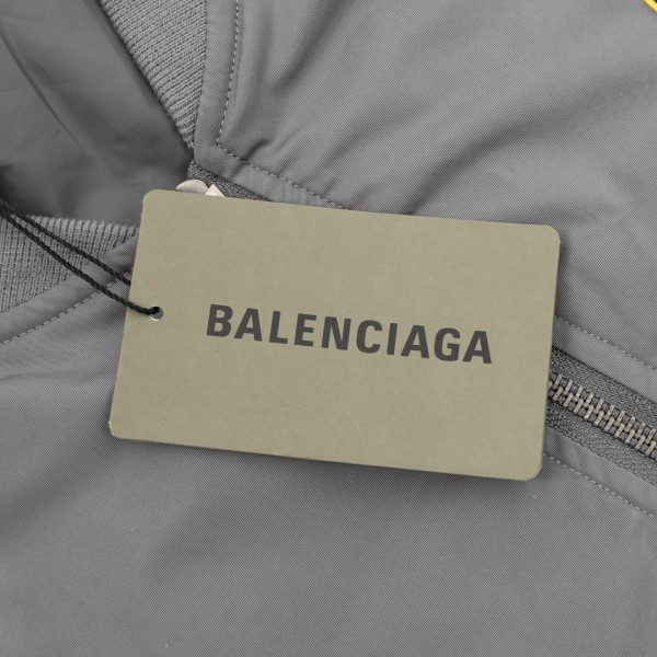 Clothes Balenciaga 20251030