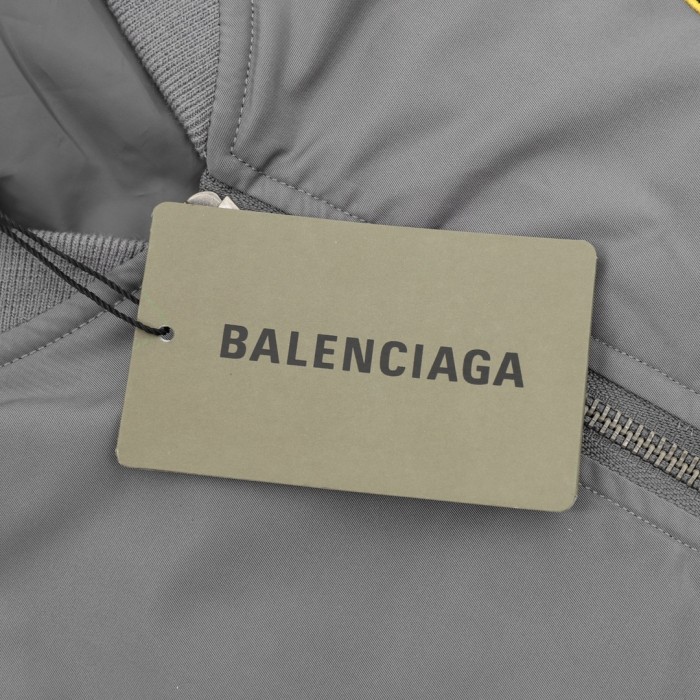 Clothes Balenciaga 20251030