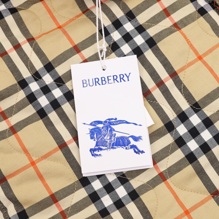 Clothes Burberry 20251030