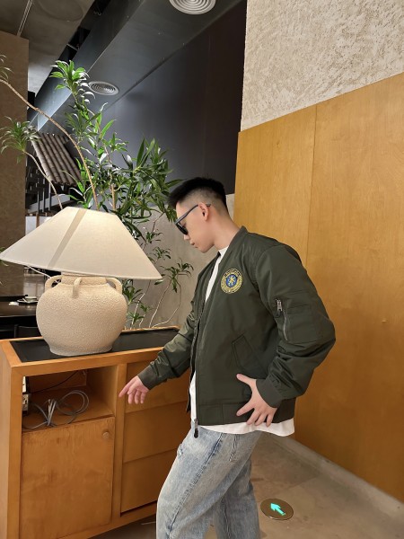 Clothes Balenciaga 20251030