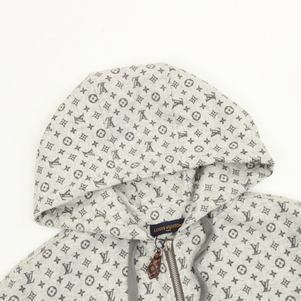 Clothes  Louis Vuitton 20251030