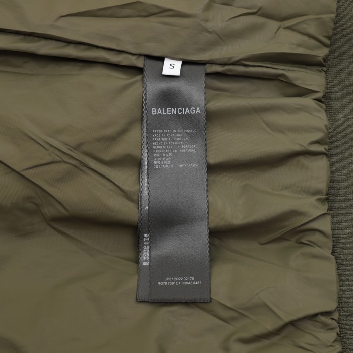 Clothes Balenciaga 20251030