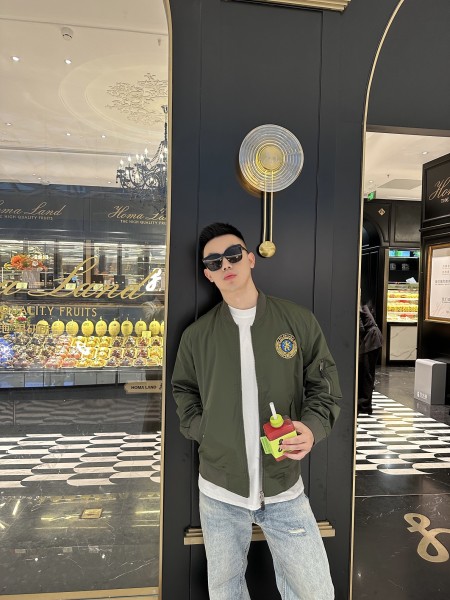 Clothes Balenciaga 20251030