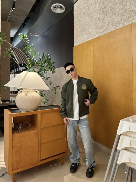 Clothes Balenciaga 20251030