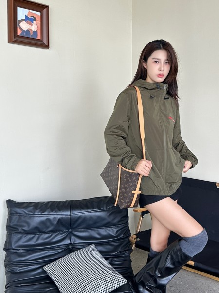 Clothes Prada 20251104