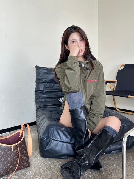 Clothes Prada 20251104