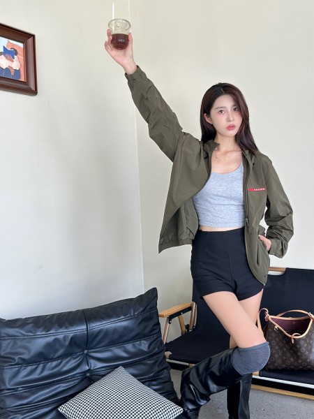 Clothes Prada 20251104