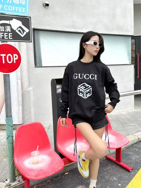 Clothes Gucci  20251104