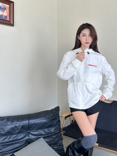 Clothes Prada 20251104