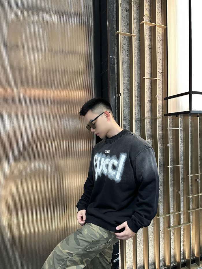 Clothes Gucci 20251104