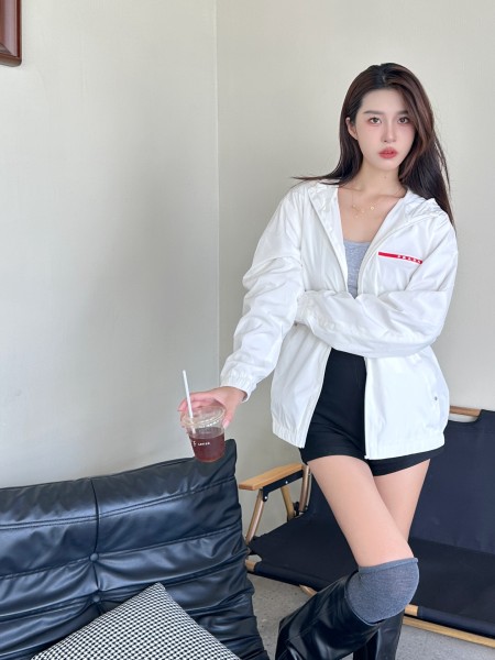 Clothes Prada 20251104