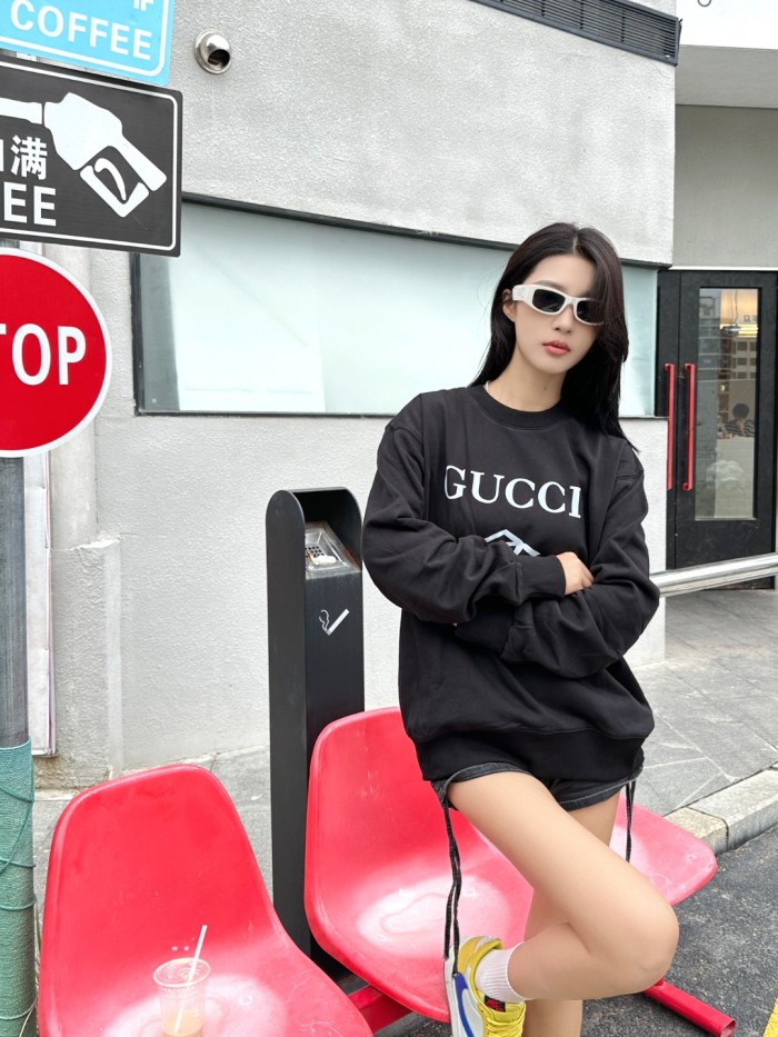 Clothes Gucci  20251104