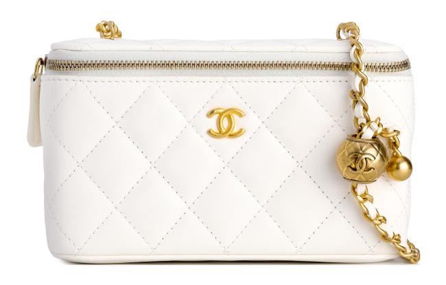 CHANEL Sheepskin Box Bag, Shoulder Bag, Crossbody Bag Regular Women's White AP2303-B02916-10601 size 16*8*10 cm