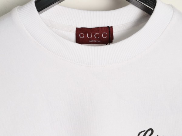 Clothes Gucci  20251104