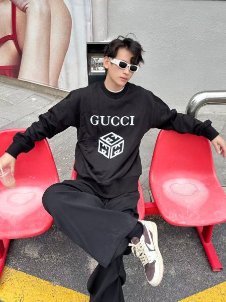 Clothes Gucci  20251104