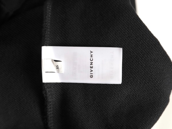 Clothes Givenchy 20251105