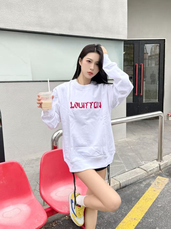 Clothes Louis Vuitton 20251105