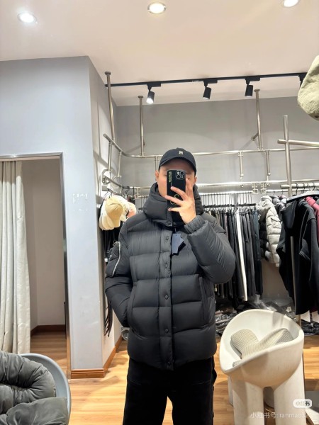 Clothes  Prada 20251106