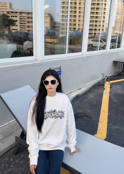 Clothes GIVENCHY 20251106