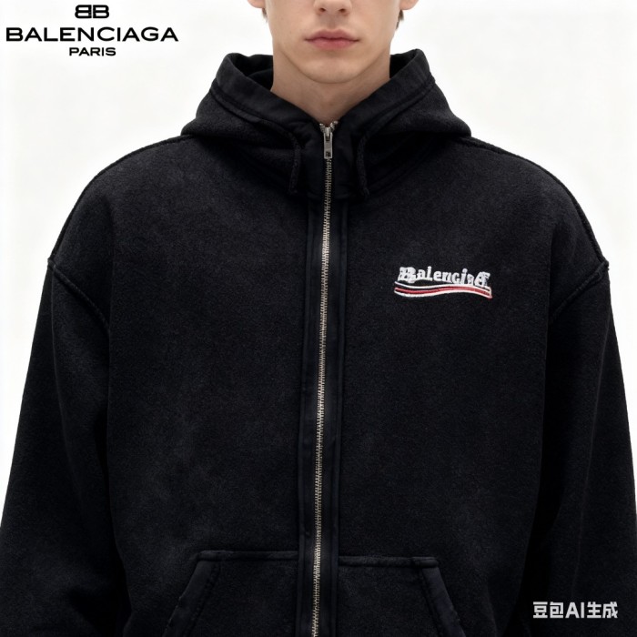 Clothes Balenciaga 20251106