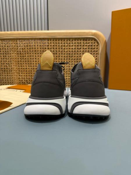 Louis Vuitton LV Runner Tatic Grey