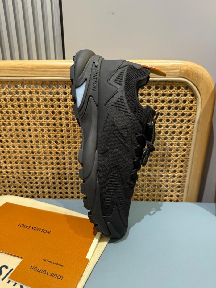 Louis Vuitton LV Runner Tatic Black
