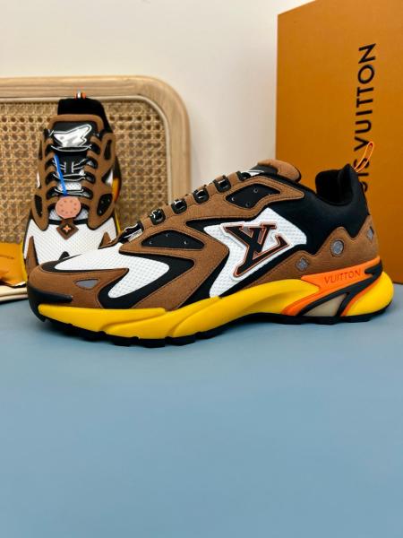 Louis Vuitton Runner Tatic Moka