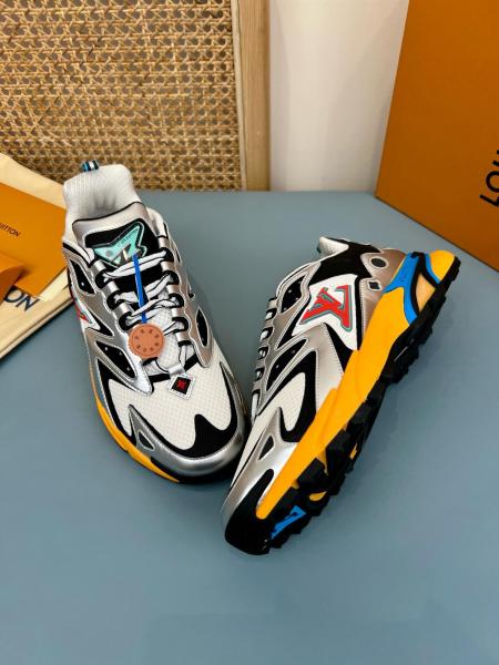 Louis Vuitton Runner Tatic Silver