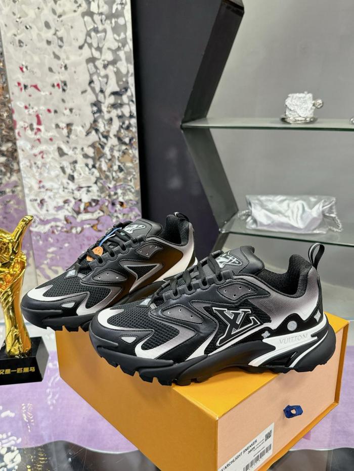 Louis Vuitton Runner Tatic Black White