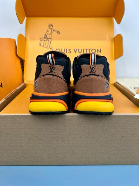 Louis Vuitton Runner Tatic Moka