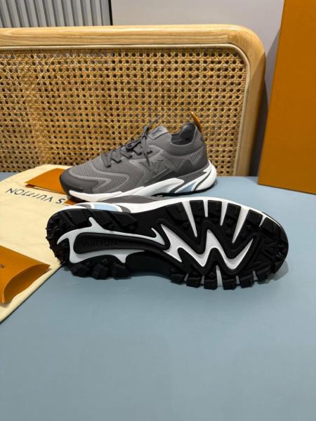Louis Vuitton LV Runner Tatic Grey