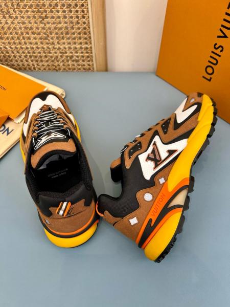 Louis Vuitton Runner Tatic Moka