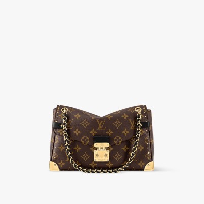 Louis Vuitton Trunkie M14526 size 27*16*8 cm