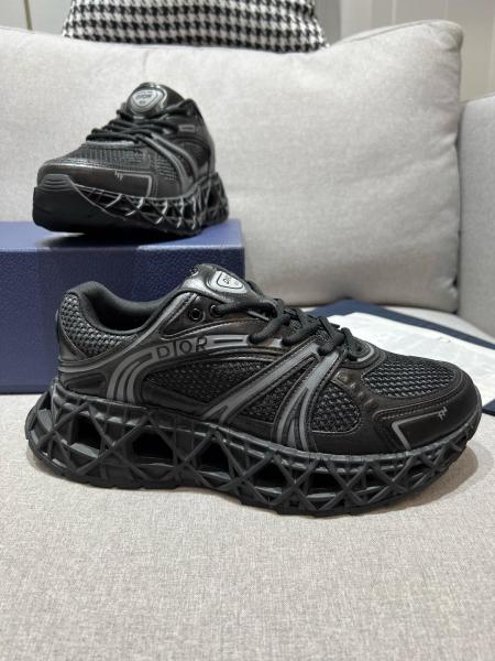 DIOR B35 Low top Casual Shoes Men's Black