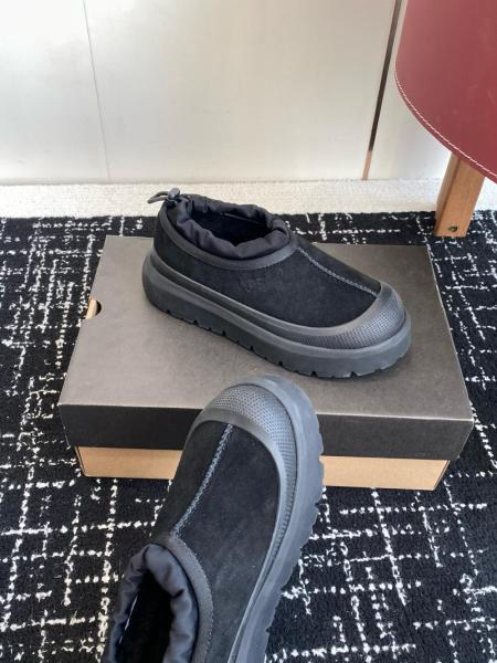 UGG Tasman Weather Hybrid Slipper 'Black'