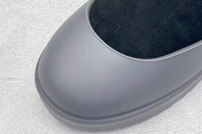 UGG Classic Mini Pull-On Weather Boot Black