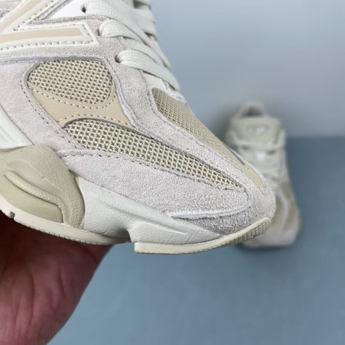 New Balance 9060 Beige