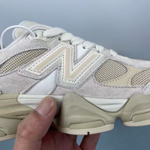 New Balance 9060 Beige