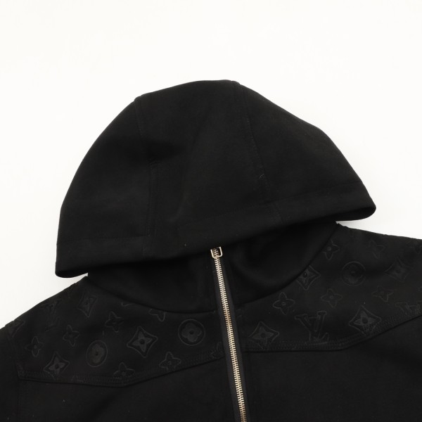 Clothes  LOUIS VUITTON 20251118