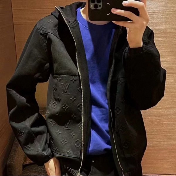 Clothes  LOUIS VUITTON 20251118