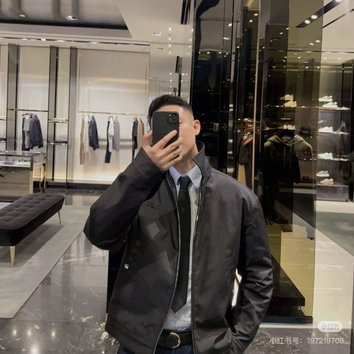 Clothes GUCCI 20251118