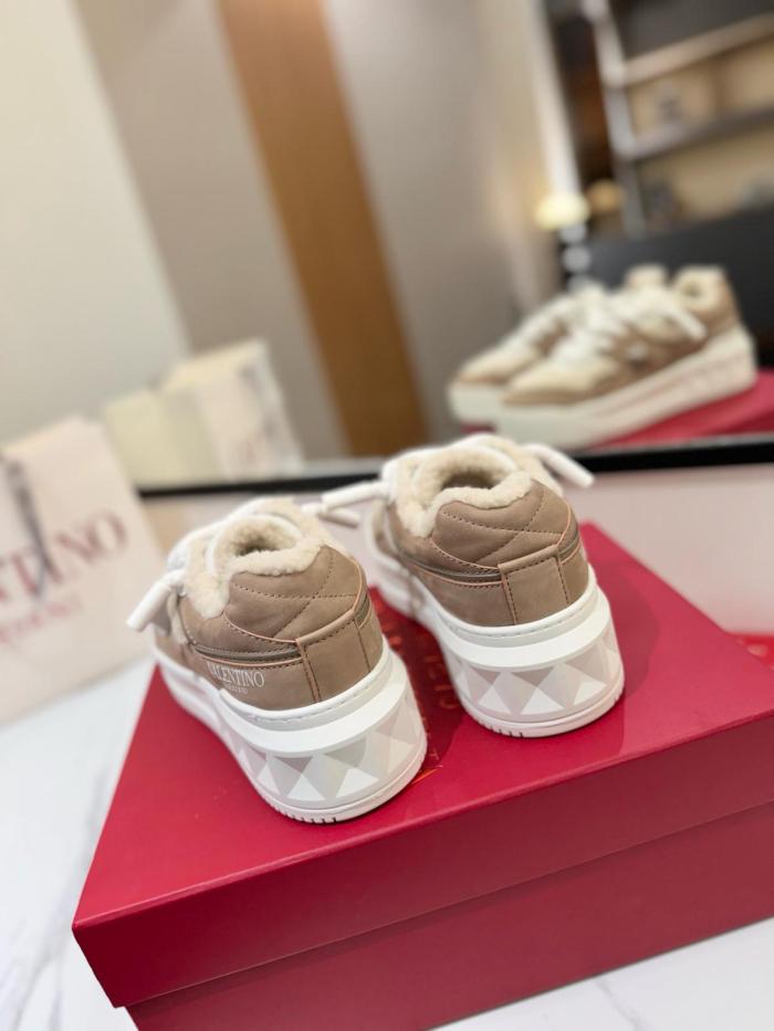 Valentino Garavani One Stud Lace-Up Sneakers