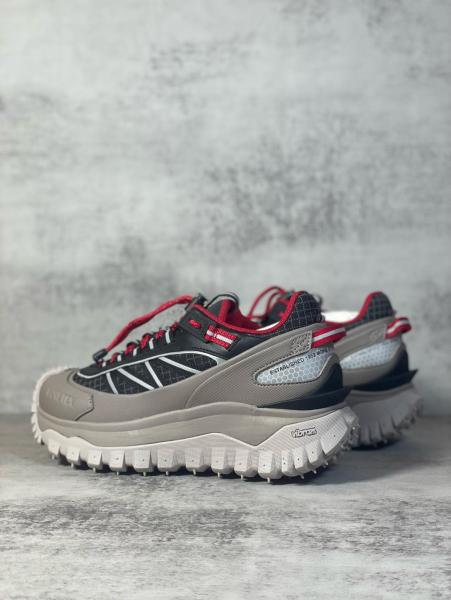Moncler Trailgrip Gore-Tex Taupe Black