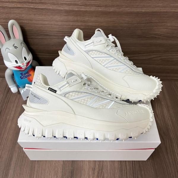 Moncler Trailgrip Gore-Tex Low White