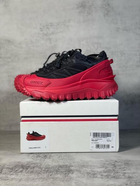 Moncler Trailgrip Gore-Tex Black Red