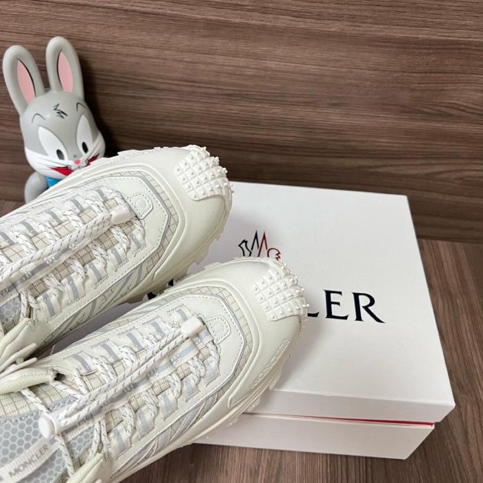 Moncler Trailgrip Gore-Tex Low White