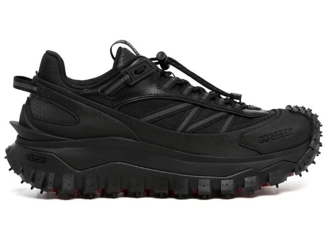 Moncler Trailgrip Gore-Tex Black