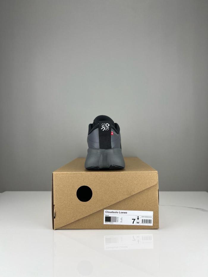 LOEWE On Running, Collaboration Cloudsolo Low top Casual Shoes Black