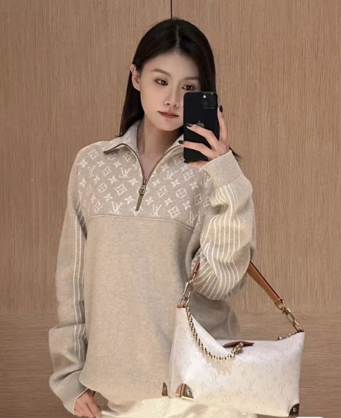 Clothes Louis Vuitton 20251125