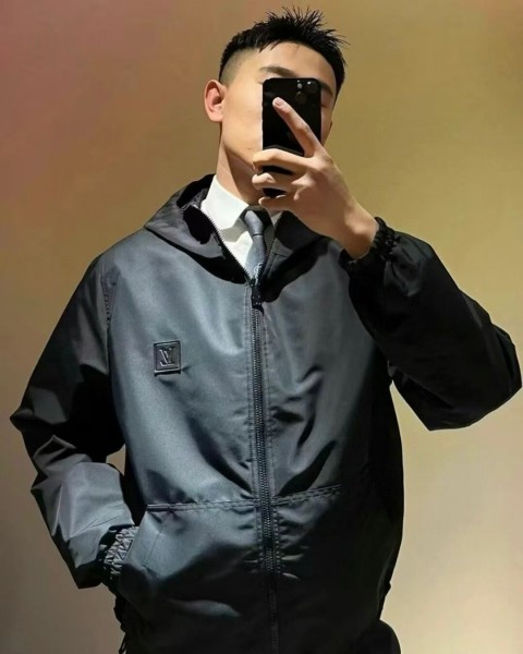 Clothes LouisVuitton 20251126